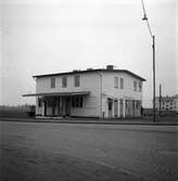 Esso bensinstatione. 20 oktober 1947.
