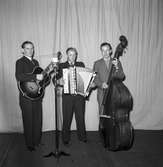 Trio från Hofors. 1945.