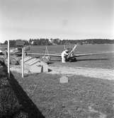 Svenska Shell AB fotograferat vid Avans flygfält. 1946.