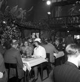 Gevaliarosteriet. Restaurang Tyrolen i Furuvik, 1946.