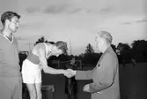 Distriktsmästerskap, allmän idrott på Strömvallen.          2 juli 1953.
