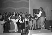 Spelmansstämma. Folkmusik - konferens på Folkparken. 13 september 1953.