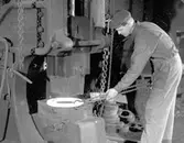 Gävle Varv anlades 1873. Efter en konkurs 1921 bildades Gefle Varfvs och Verkstads Nya AB, som bland annat tillverkade oljecisterner och utrustningar till pappersmassefabriker. På 1940-talet återupptogs skeppsbyggeriet. På 1950-talet, då Korsnäs AB ägde varvet byggdes flera högsjöfartyg. I början av 1960-talet byggde varvet den ponton som regalskeppet Wasa skulle placeras på vid bärgningen.



