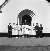 Konfirmation för pastor Cedermark i Älvkarleby.             1 augusti 1955.
