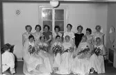 Avslutning för damfrisörskursen. Juni 1956.
