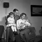 Doktor Erik List med familj. 16 november 1956.
Barnsjukhuset Lasarettet i Gävle.
