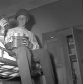 Reportage från nyinryckning på I 14, Kungsbäck. Maj 1949. Reportage för Arbetarbladet.