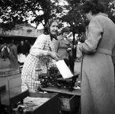 Reportage för Norrlands-Posten. Torghandel



