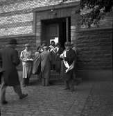Reportage för Gefle Dagblad. Stadsfullmäktigeval 1938 på Brynässkolan

