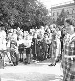 Den 23 juli 1938. Barnutflykt till Furuvik från Stora Torget i Gävle. Reportage för Gefle-Posten

