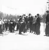 Februari 1938. Fettisdagstävling skidåkning.