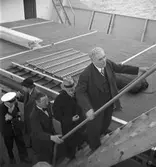 Gävle Varv anlades 1873. Efter en konkurs 1921 bildades Gefle Varfvs och Verkstads Nya AB, som bland annat tillverkade oljecisterner och utrustningar till pappersmassefabriker. På 1940-talet återupptogs skeppsbyggeriet.