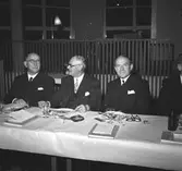 75-årsjubileum på Rotundan, Folkparken. 12 december 1948. Gävle Varv anlades 1873. Efter en konkurs 1921 bildades Gefle Varfvs och Verkstads Nya AB, som bland annat tillverkade oljecisterner och utrustningar till pappersmassefabriker. På 1940-talet återupptogs skeppsbyggeriet.