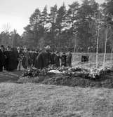 Begravning för disponent Bärnmark i Valbo Kyrka. 15 april 1945.