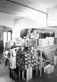 Interiör från Gävle Makaronifabrik, Södra Centralgatan 27, Gävle. 22 februari 1946.
