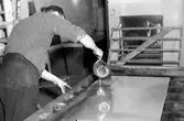 Spegelmakare (konstglas). 18 mars 1949. Reportage för Gefle Dagblad.