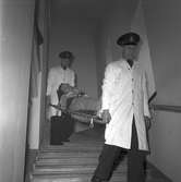 Gävle brandstation, sjukvårdskurs. 8 april 1949. Reportage för Arbetarbladet.