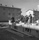 Tekniska Gymnasiet inmurning av dokument. 25 april 1949.