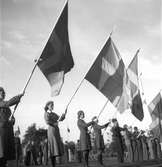 Svenska Flaggans Dag festligheter på Strömvallen. 6 juni 1949. Beställt av Bokhandlare Hallberg.