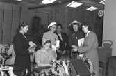 Sjuksköterskor på Gävlekongress, 15 juni 1949. Besök på Tobaksmonopolet.