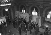 Hantverksmässa på stadshuset. 7 november 1949.