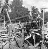 Dammbron i Stadsträdgården under arbete. 1946.