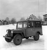 Jeep personbil med registreringskylt U 6836. 1947. Kungliga Vattenfallsstyrelsen Förrådskontoret, Stockholm C.