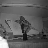 Konsum Alfa, revy. April 1947.