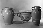 Prydnadsföremål. Ytterkruka och golvvas.          
Bobergs Fajansfabrik AB.