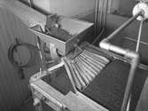 Pix AB

Började 1897 att göra karamelller, konfektyrer, marmelad och saft.
Uppförde 1904 fabrikslokaler vid Hantverkargatan, som byggdes ut 1915. Ombildades till AB 1919 och Pixtabletten blev huvudprodukten

