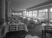 Engeltofta. Hotelldirektör Oscar Zedréns sommarrestaurang med gästrum som han köpte 1933