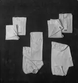 Bröderna Sandblom. Diverse varor. 1930-års adresskalender Norra Centralgatan 17, 1945-års telefonkatalog Norra Skeppsbron 2

