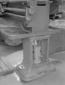 AB Skoglund & Olson. Gefle. Gjuteri och Mekanisk Verkstad. Känt för bland annat järnspisar och leksaker. Företaget startades 1874 av Erik Gustaf Skoglund och Axel Olsson. Firman blev aktiebolag 1914 och hade på 1930-talet cirka 260 anställda i produktionen och ett 30-tal på kontoret. Den 23 februari