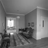 Ett av rummen på Holmsund Herrgård. Korsnäs AB. Den 20 april 1960
