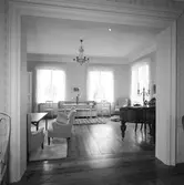 Ett av sällskapsrummen på Holmsund Herrgård. Korsnäs AB. Den 20 april 1960
