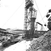 Bygge av transporttorn, Portströms Mekaniska Verkstad. Korsnäs AB. Den 31 januari 1961
