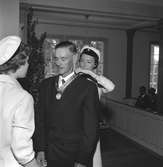 Medaljutdelning i Bomhus kyrka. Korsnäs AB