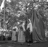 100-årsjubileum. 1855-1955. Korsnäs AB. Avtäckning av skulpturen 