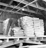 Cementsäckar.. Skånska Cement AB, Valbo. 27 maj 1946.