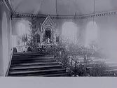 Interiörbild. Ås kyrka i Halland.Altargång, altare, predikstol.