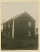 Bondstuga i Ingebo. Påbyggd omkring 1870.