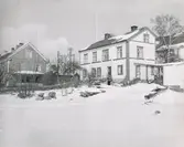 Trädgårdssidan av handelsgårdar i Pataholm.