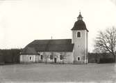 Hjorteds kyrka uppfördes i gustaviansk stil  1775-1778.
