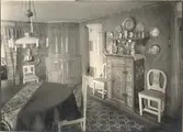 Interiör från Segersgärde herrgård med möbler i gustaviansk stil.