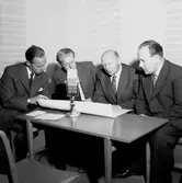 Radiotjänst i Baronbackarna.
8 oktober 1955.