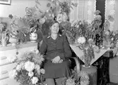 Ester Olsson, Kastet, 50 år. Foto 1944.
