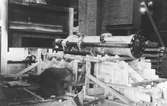 Den hydrauliska inmatningen till nya götverksugnen, vilken fanns i hyttan. Den nya ugnen togs i bruk 1957 och användes t o m nedläggningen av götvalsverket 1981.