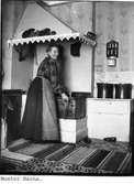 I köket, Hanna Hammarsten (född Larsson, 