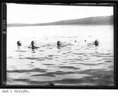 Siksjö. Bad i Valsjön.