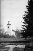 Kyrkan och kyrkogården i Bergsjö.